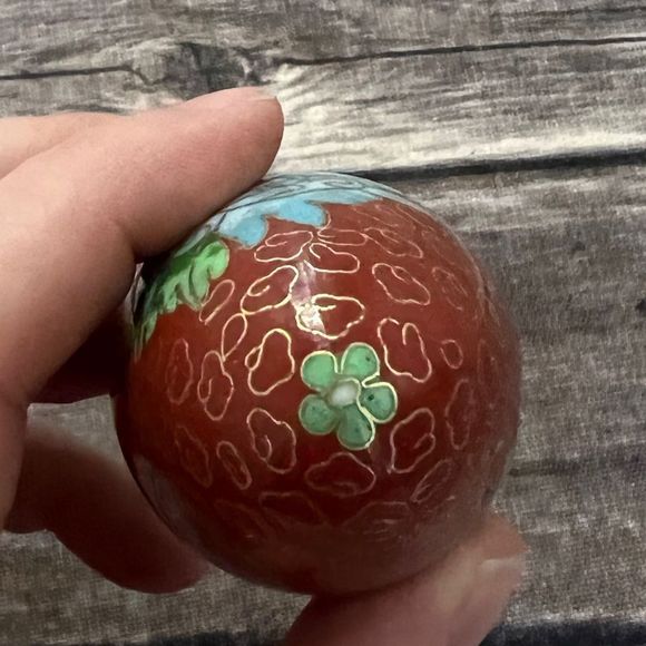 Decorative Cloisonné Egg - Red Floral - Picture 7 of 9